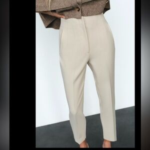 ZARA | HIGH WASITED TROUSER